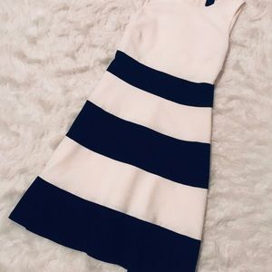 ANN TAYLOR classic dress